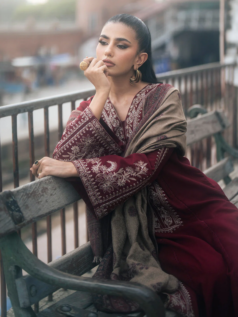 IZEL-3PC UNSTITCHED DHANAK EMBROIDERED WITH COUTURE PRINT SHAWL-3332