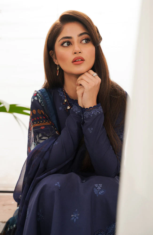 SERAN - UNSTITCHED 3PC LAWN EMBROIDERED SHIRT WITH MONARK PRINT DUPATTA & TROUSER - 3511