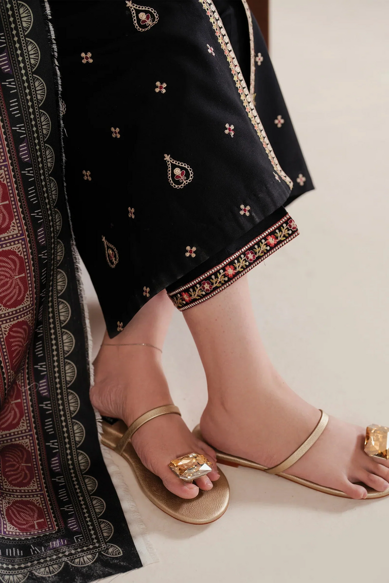 GARNET - 3PC LAWN EMBROIDERED SHIRT WITH MANAAR PRINTED DUPATTA AND TROUSER - 3532