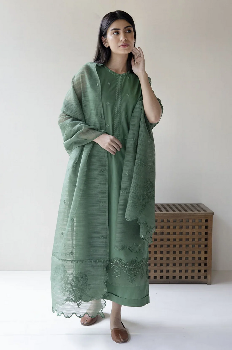 DYOT - 3PC UNSTITCHED LAWN EMBROIDERED SHIRT WITH ORGANZA EMBROIDERED DUPPATTA & TROUSER - 3615