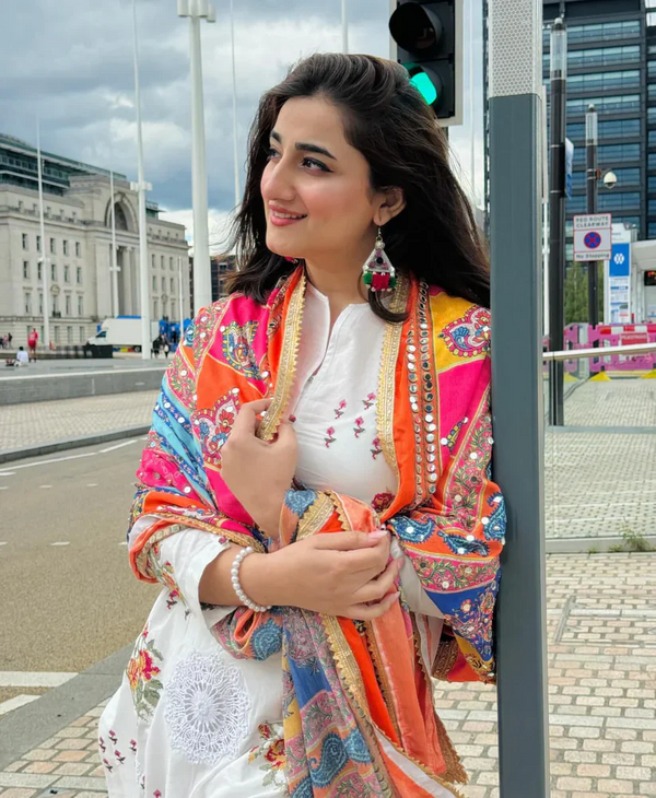 NIMRA MEHRA-3PC LAWN EMBROIDERED SHIRT WITH MONARK PRINTED DUPATTA & EMB TROUSER-BIC-3624